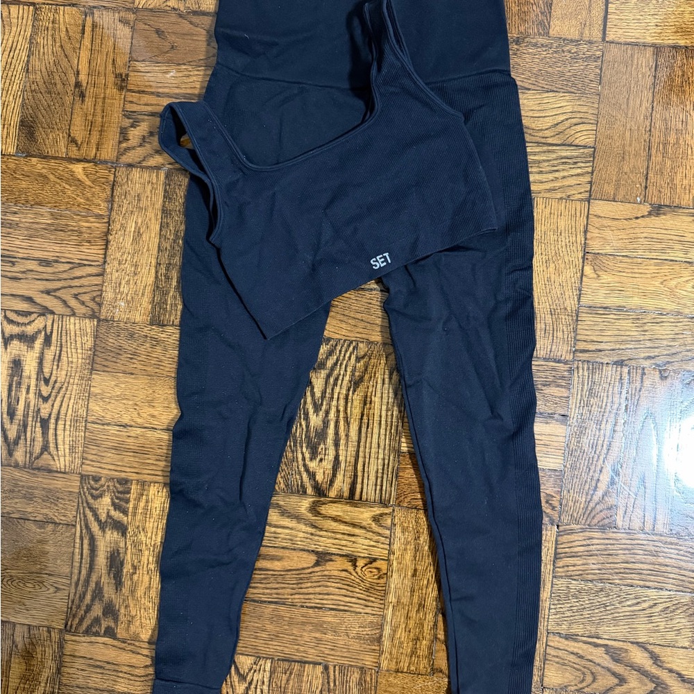 SET Active Black Leggings and Top Set